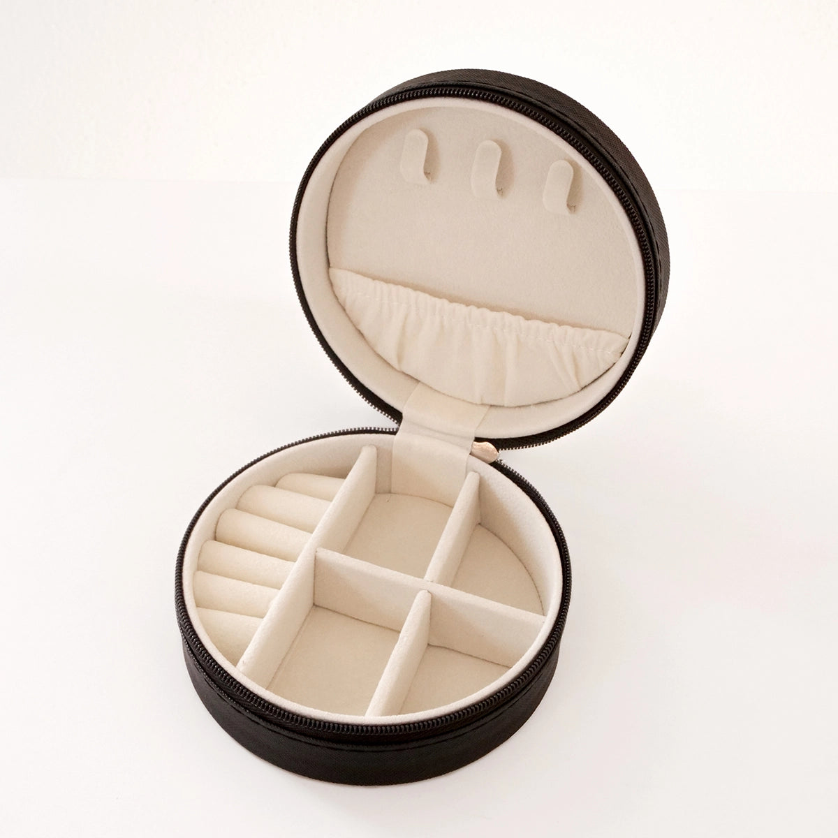 The Silver Circle Jewellery Box