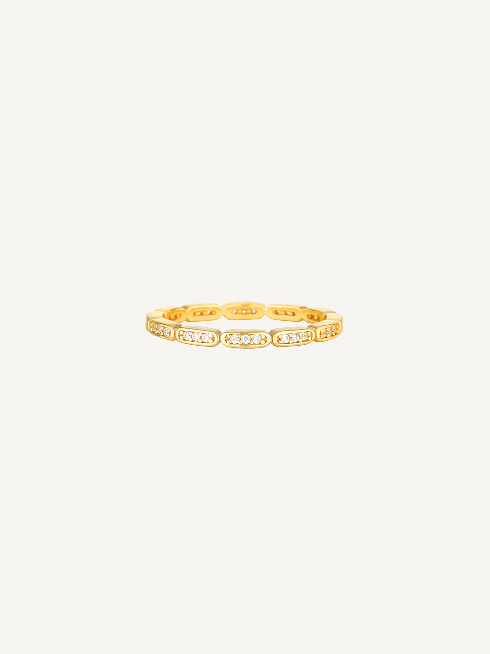 Faye Ring-zoom-1