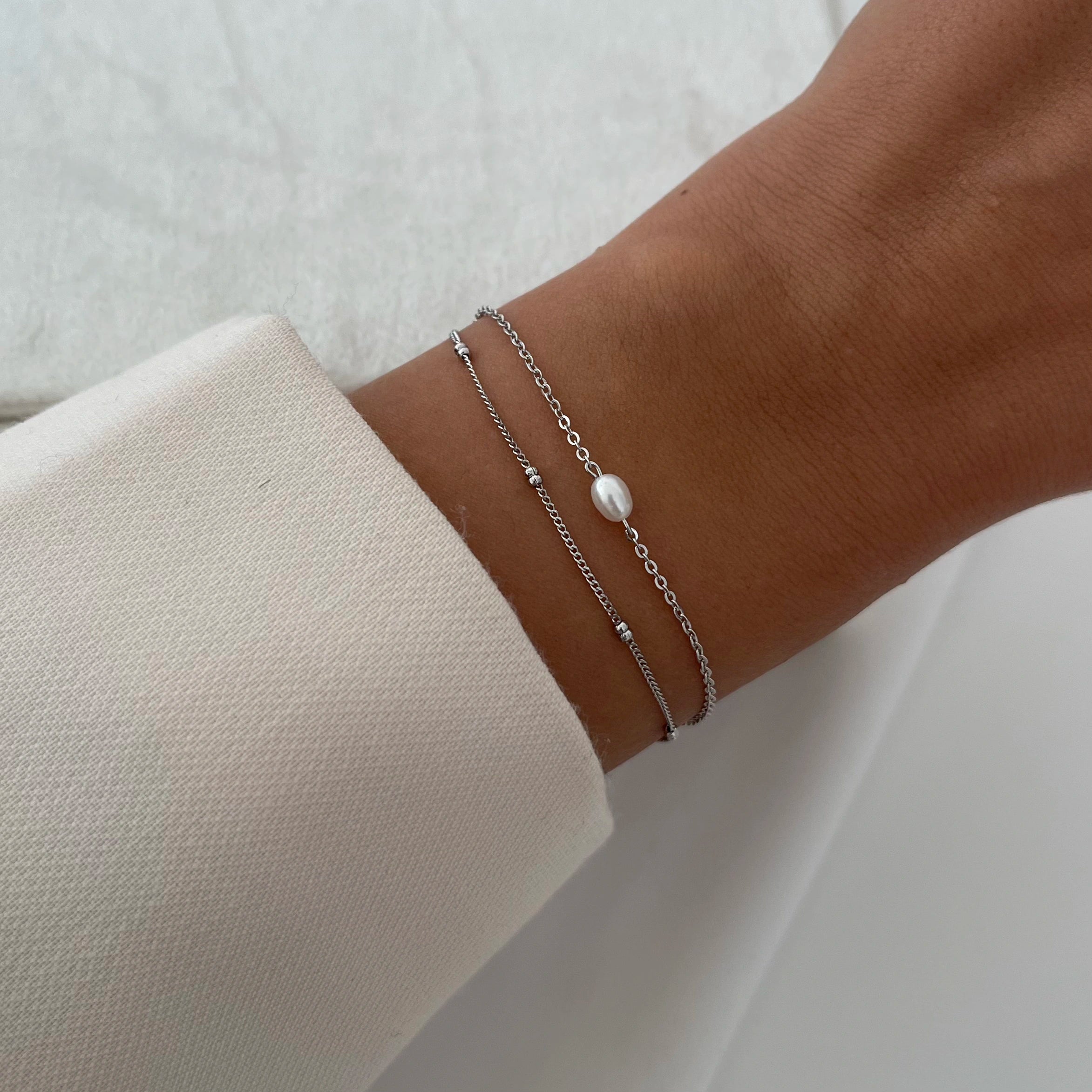 #colour_silver