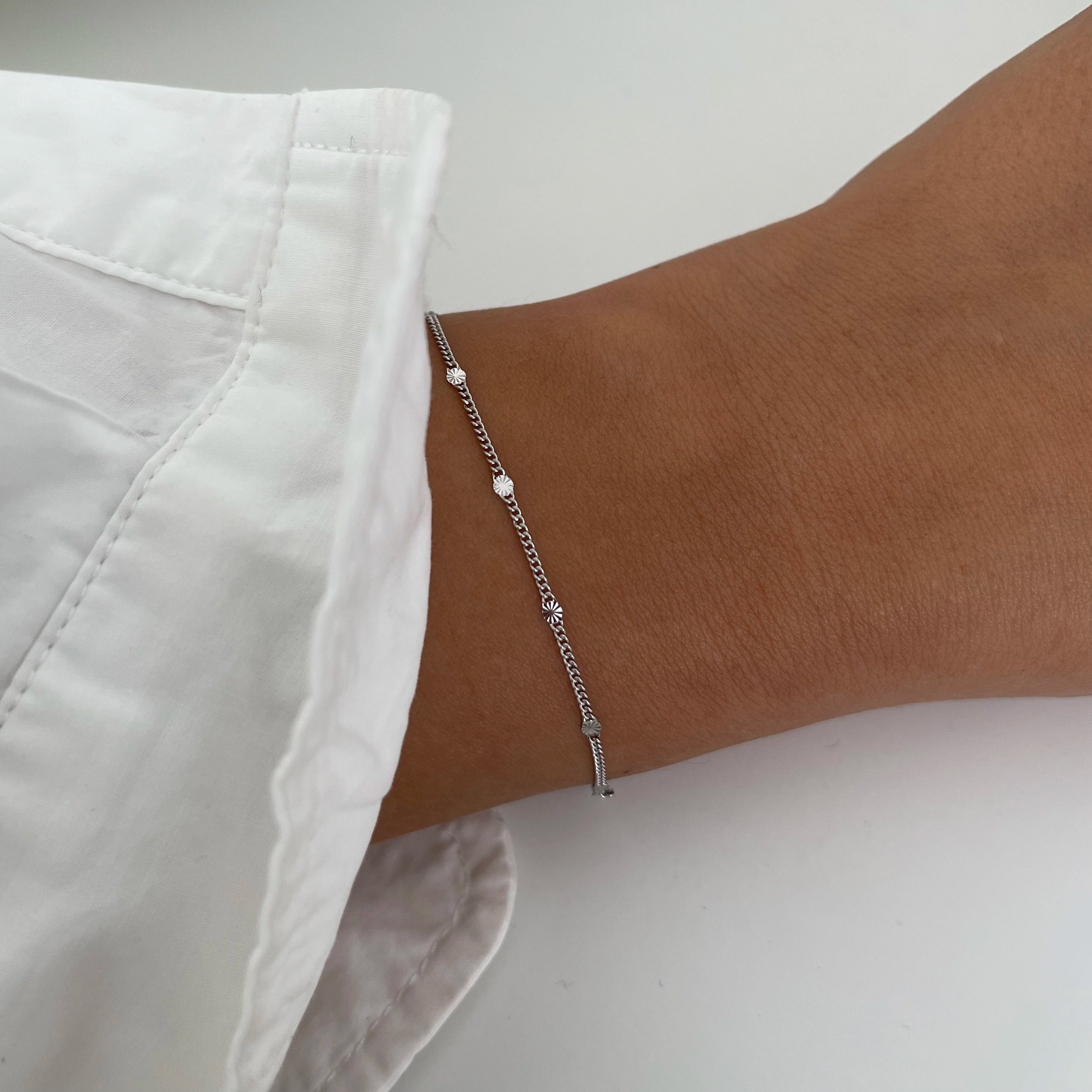 #colour_silver