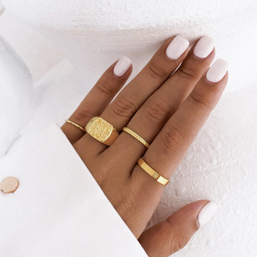 #colour_gold