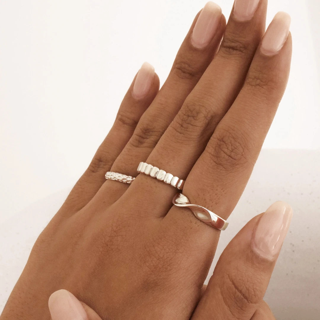 #colour_silver