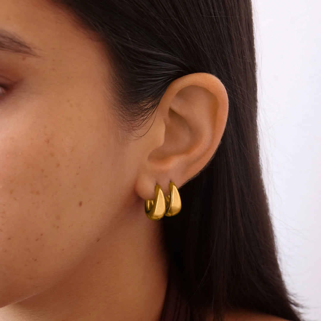 Liv Hoops
