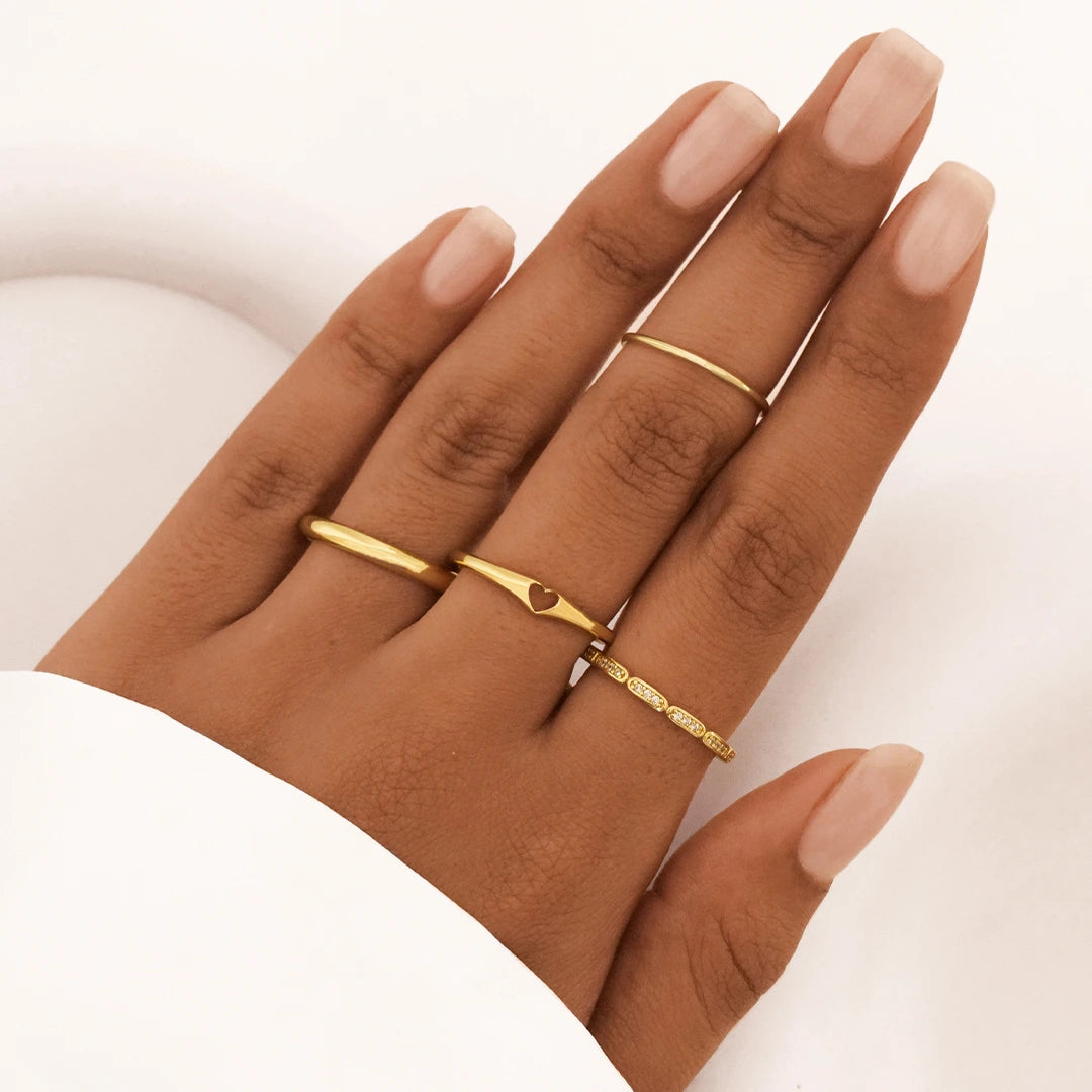 Loretta Ring