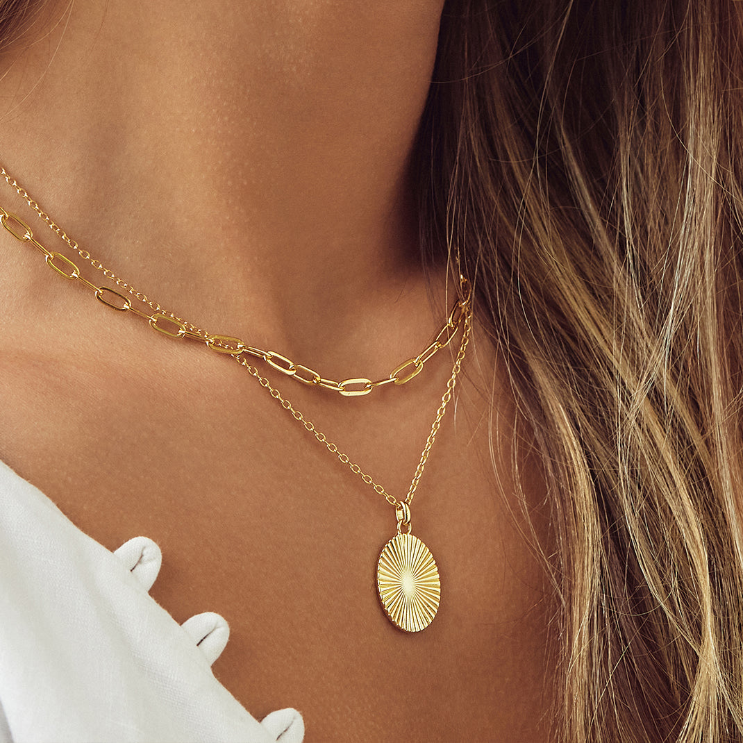 Hunter Necklace Gold